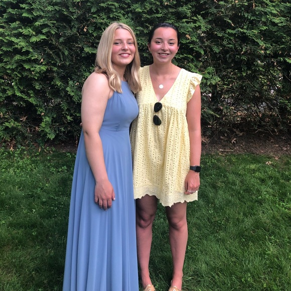 Butter yellow eyelet romper size medium - Picture 5 of 5